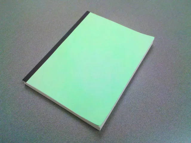 Photo of libro tascabile: Confronta il prezzo di libro tascabile in diversi paesi e vedi quanto pesa sul salario medio locale