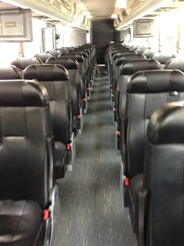 Photo of autobus interurbano 100km: Confronta il prezzo di autobus interurbano 100km in diversi paesi e vedi quanto pesa sul salario medio locale