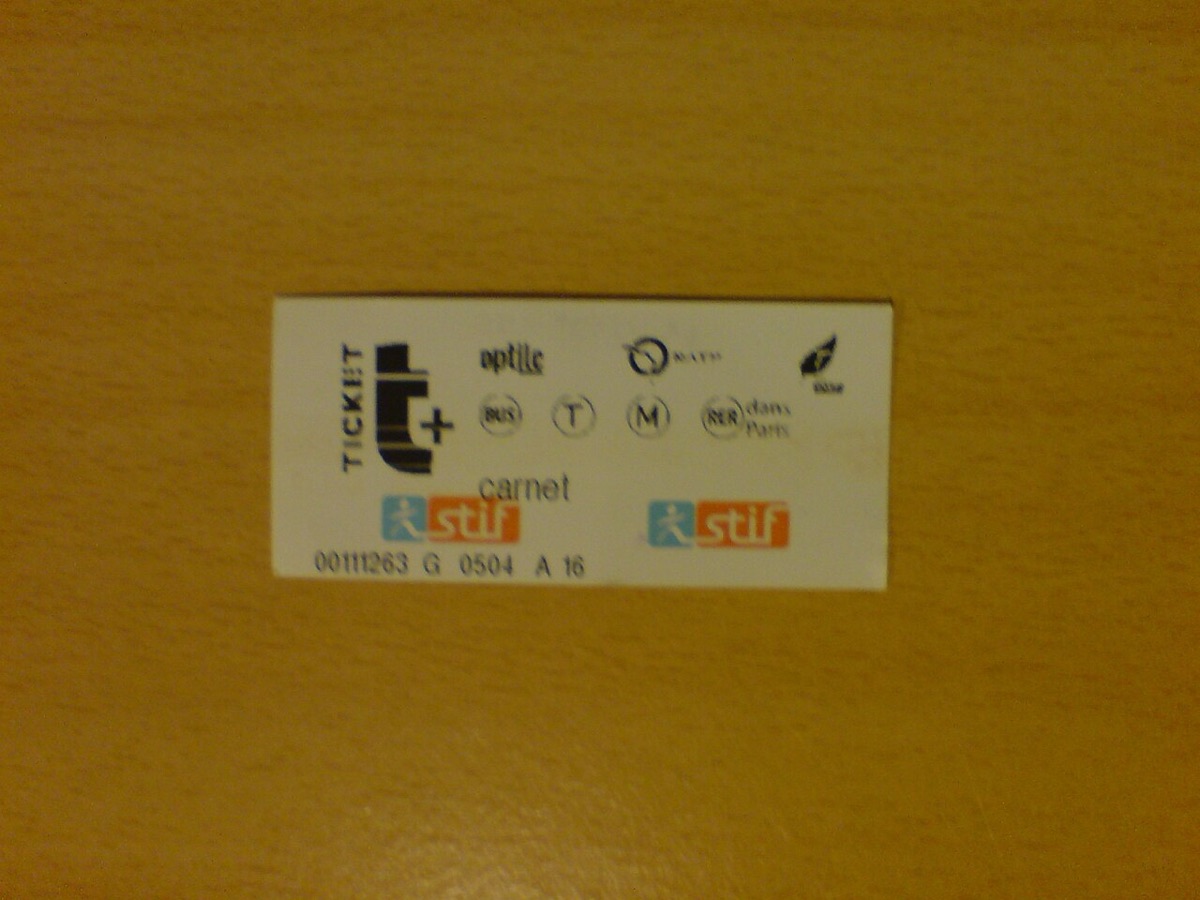 Nahverkehrsticket